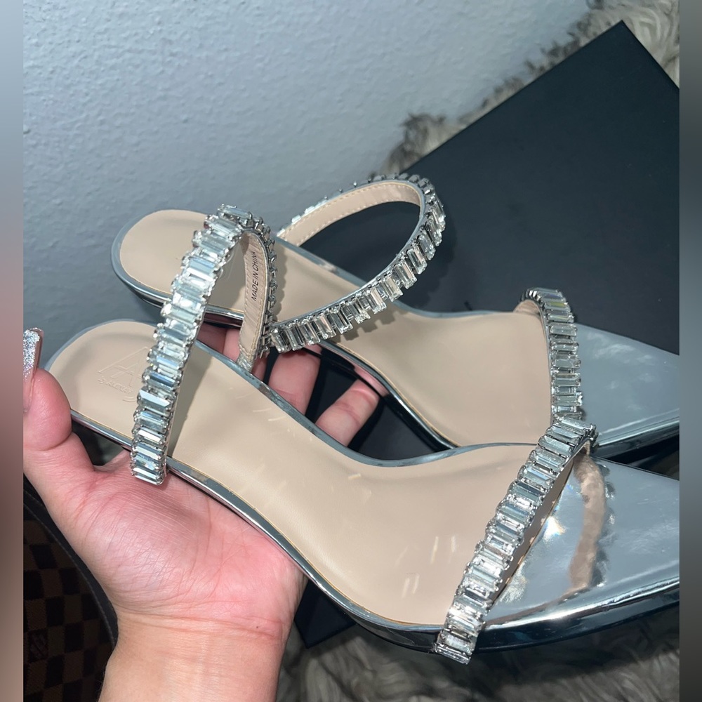 Metalic Silver, Rhinestone heels. - Picture 7 of 8